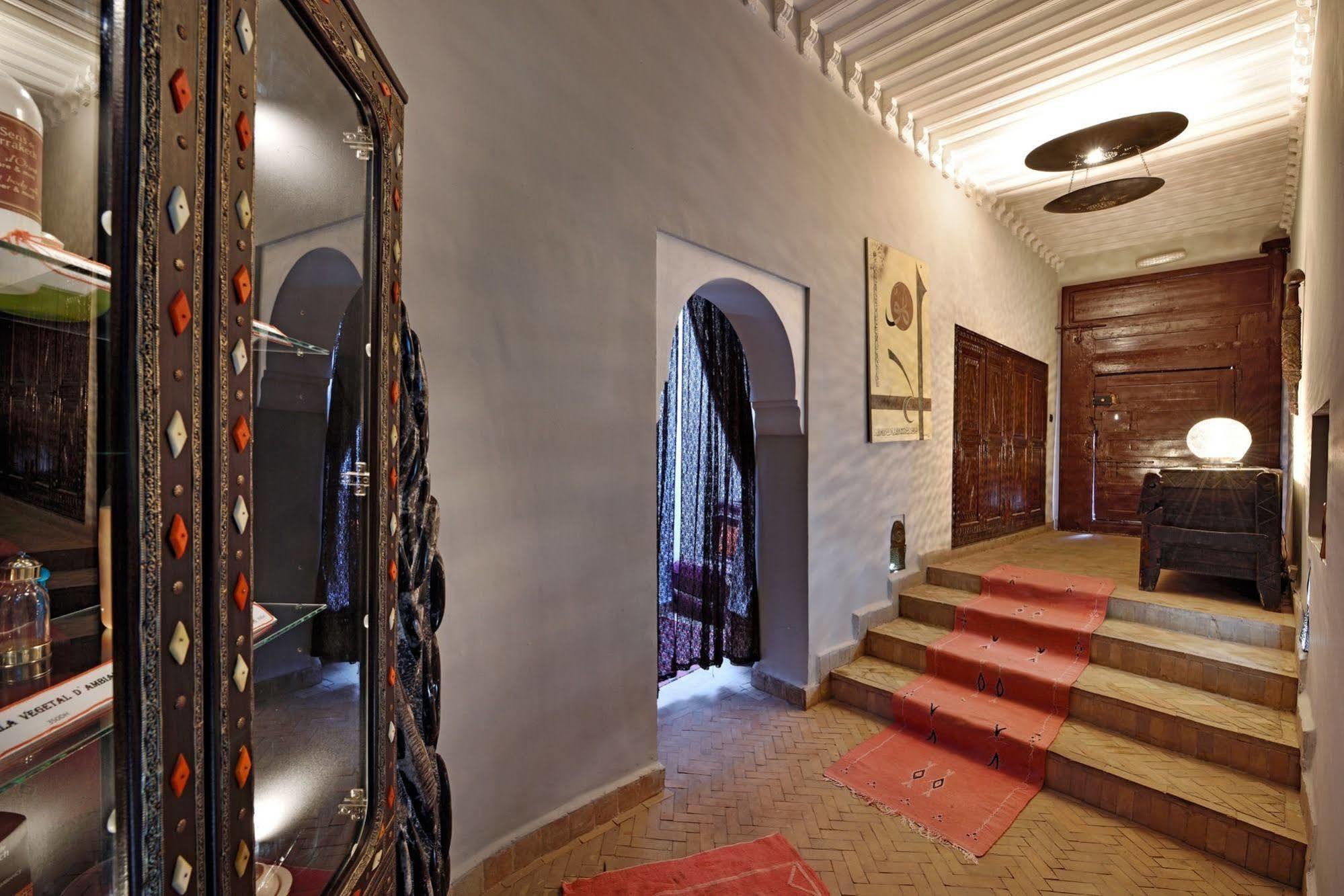 Riad Les Ammonites And Spa Marrakesh Exterior photo